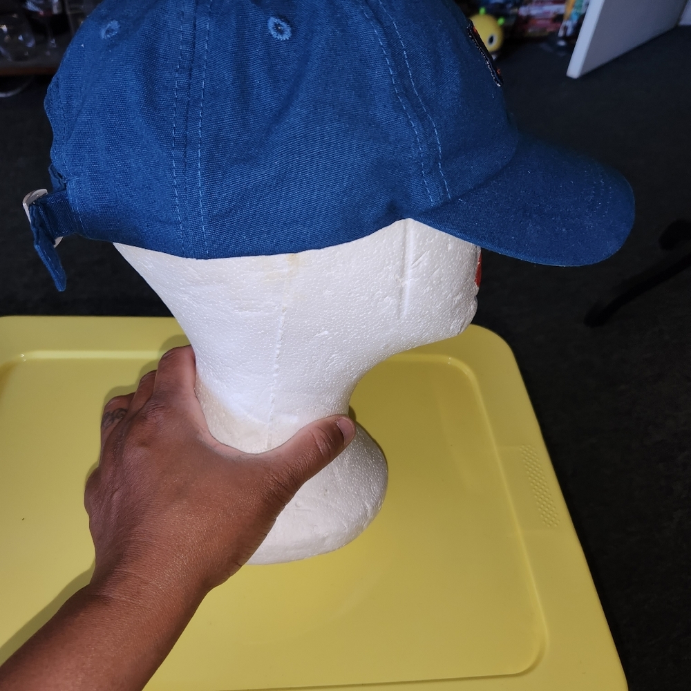 Hat - Picture 3 of 6